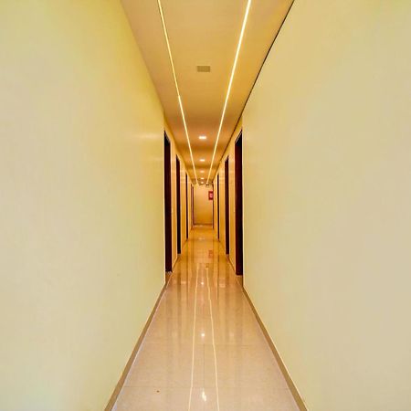 Hotel O Friendship Inn Delhi Zewnętrze zdjęcie