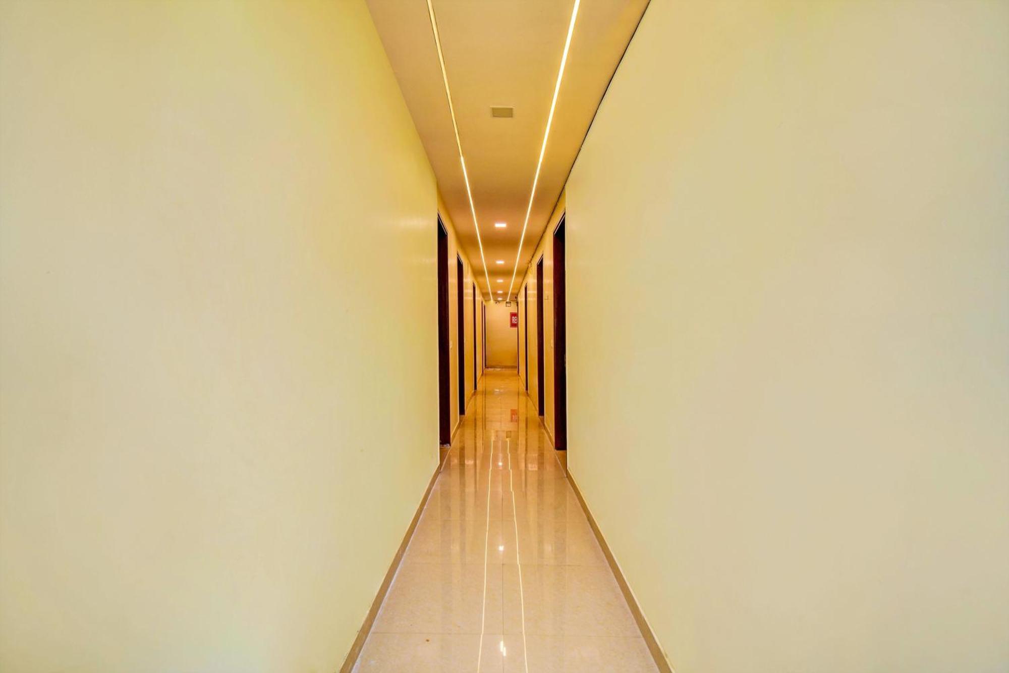 Hotel O Friendship Inn Delhi Zewnętrze zdjęcie